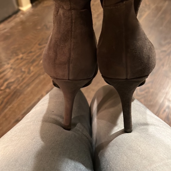 BCBG MAXAZRIA Very Sexy SUEDE LEATHER OTK STILETTO 1” PLATFORM GRAY BOOT - Picture 9 of 16